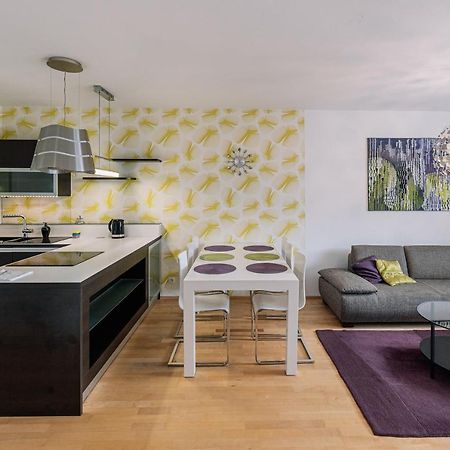 Apartment Family Bratislava Parking Slot Included! Exteriör bild