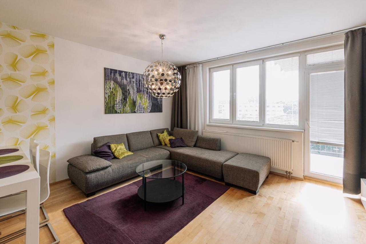 Apartment Family Bratislava Parking Slot Included! Exteriör bild